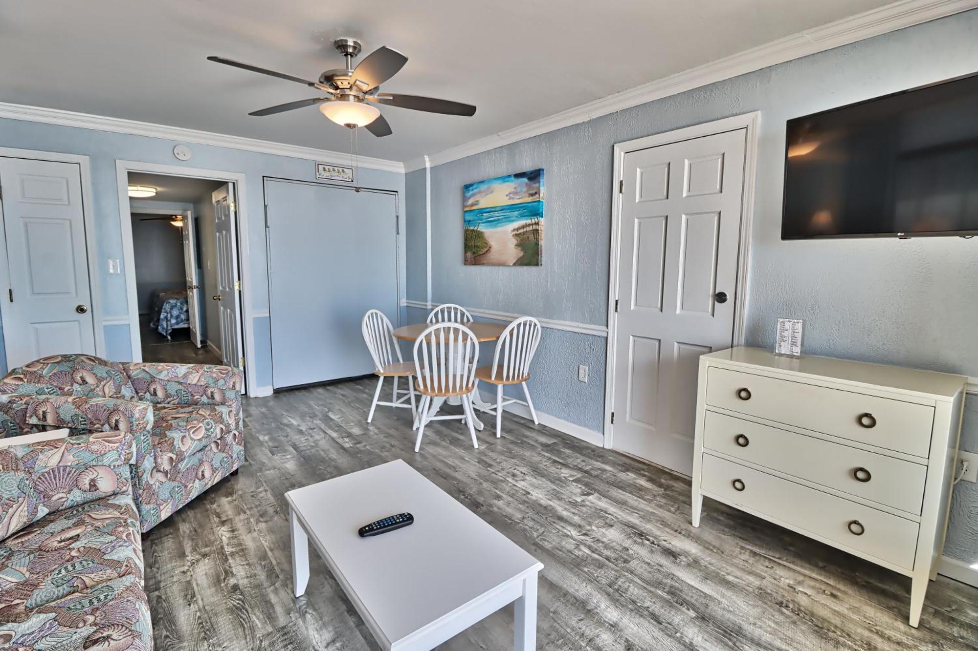 شاطئ ميرتل Suites At The Beach الغرفة الصورة