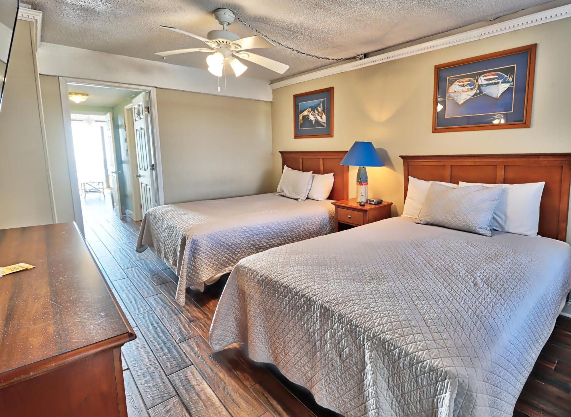 شاطئ ميرتل Suites At The Beach الغرفة الصورة